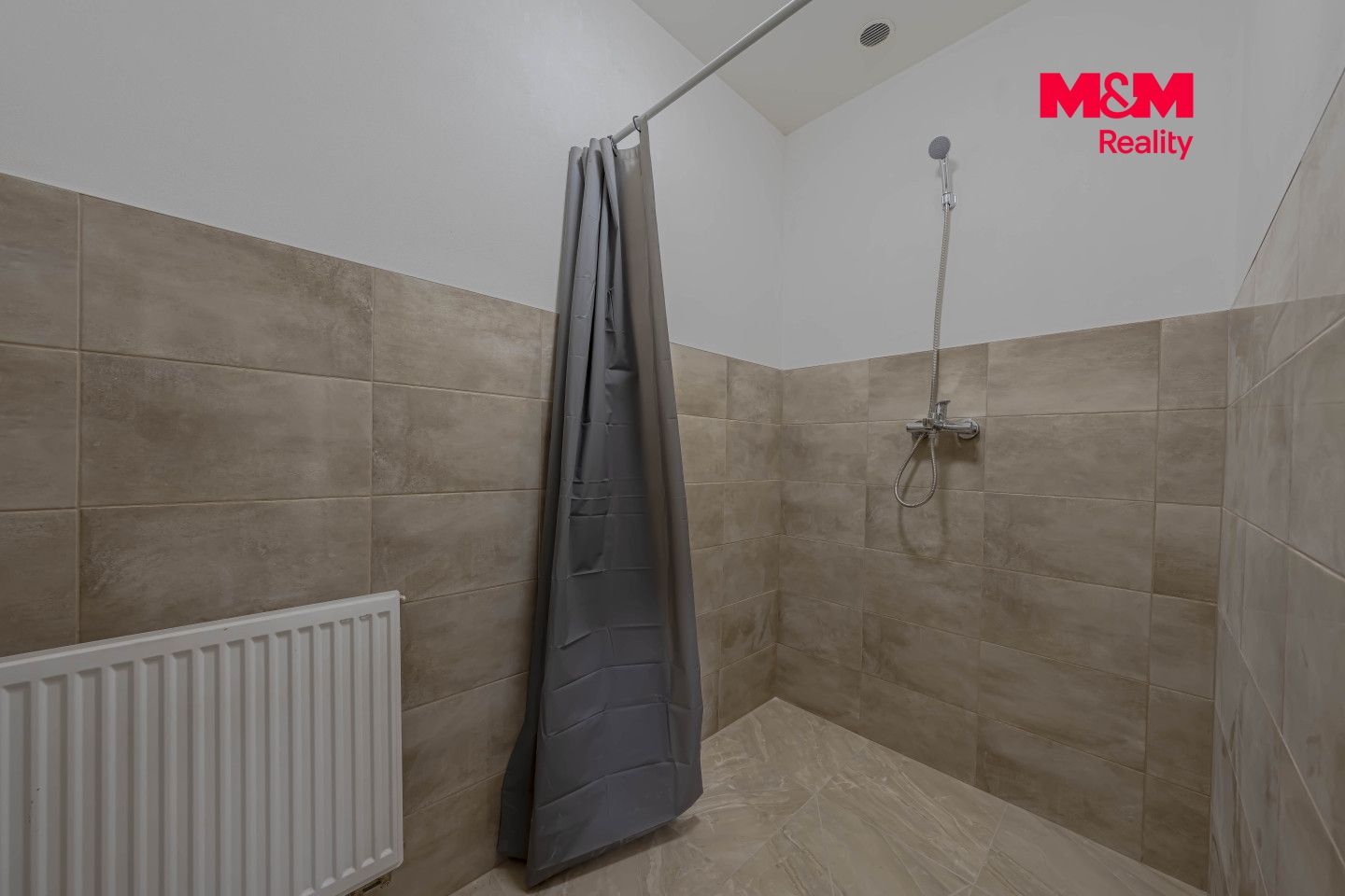 Pronájem, Rodinný dům, 302 m², Vrátno, Vrátno – náhled fotky 29