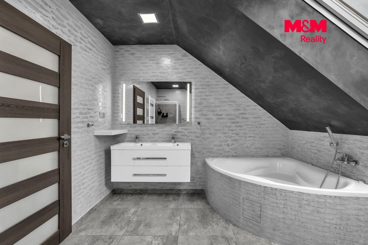 Prodej, Rodinný dům, 225 m², Podhradí, Podhradí – náhled fotky 23