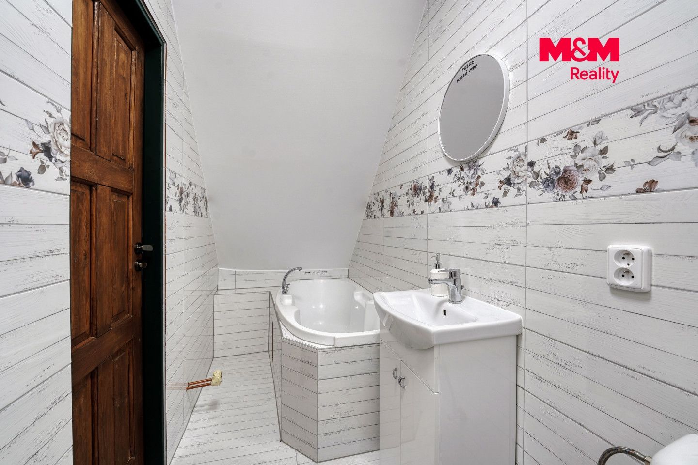 Prodej, Rodinný dům, 359 m², Strážov, Strážov – náhled fotky 29