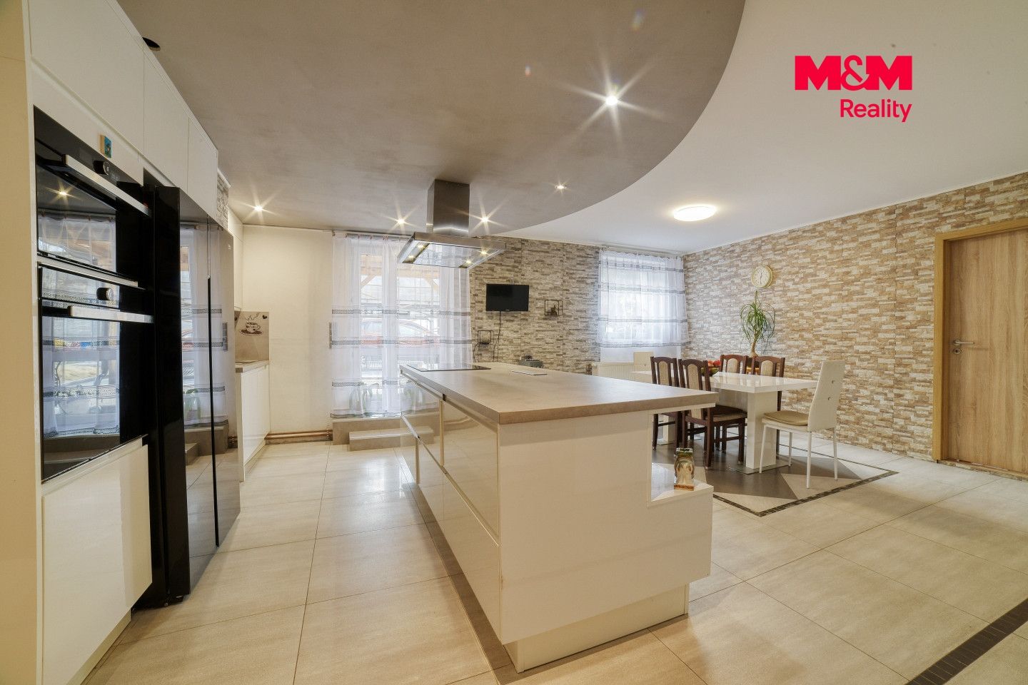 Prodej, Rodinný dům, 252 m², Planá, Planá – náhled fotky 25