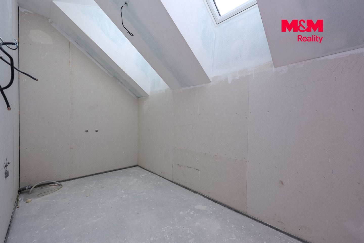 Prodej, Rodinný dům, 160 m², Bedihošť, Jiráskova, Bedihošť – náhled fotky 32