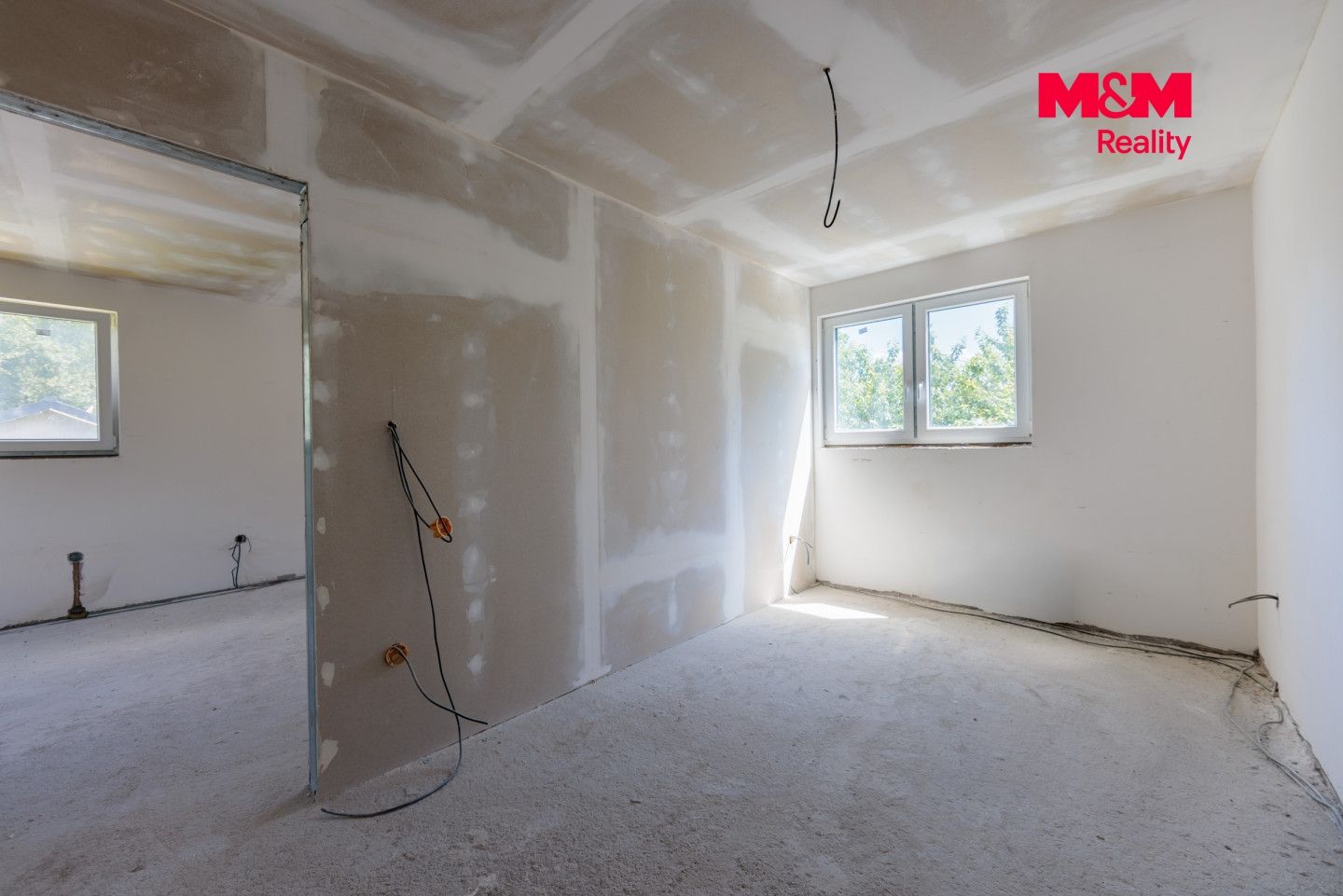 Prodej, Rodinný dům, 163 m², Pila, Pila – náhled fotky 24