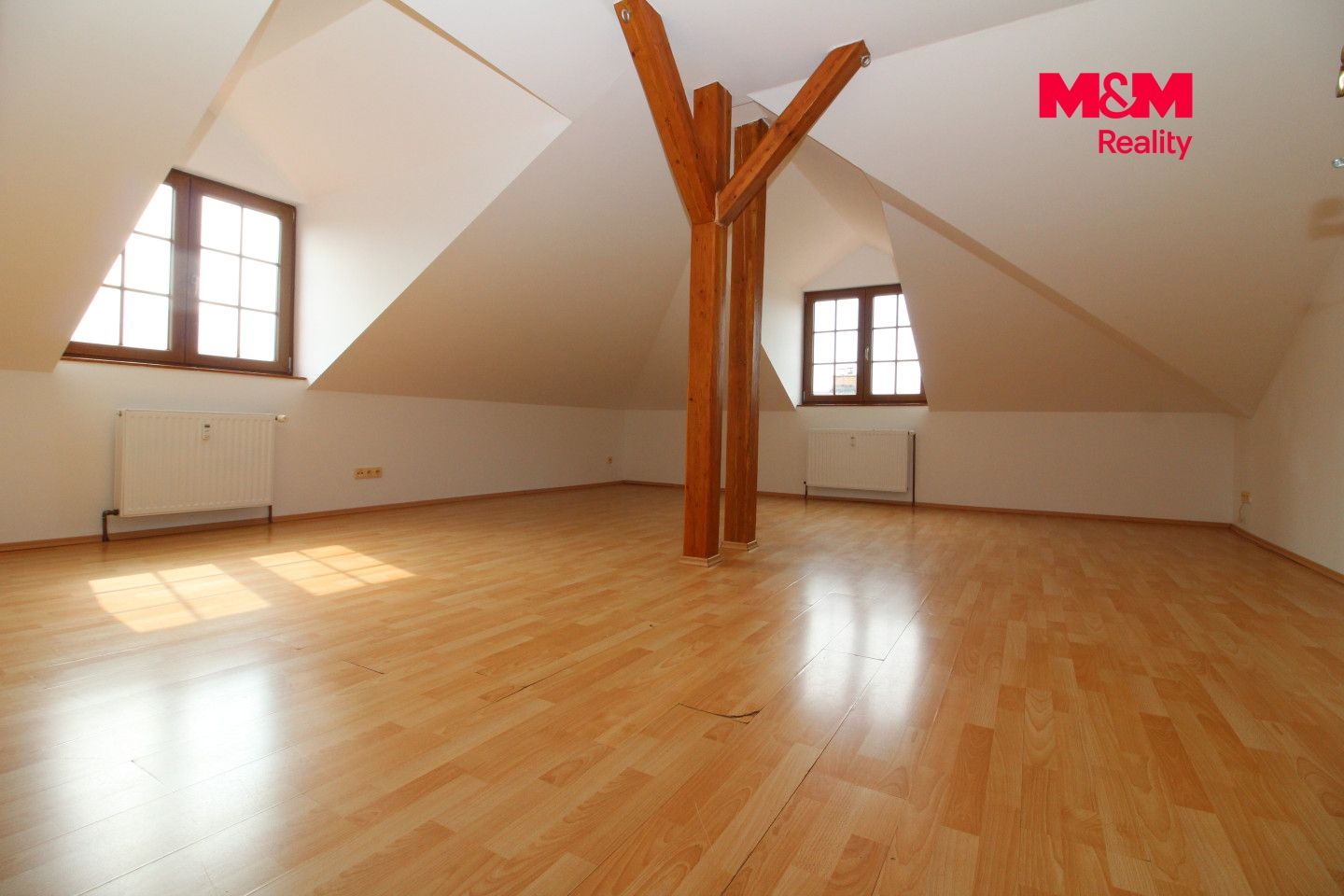 Prodej, Byt 2+1, 92 m², Nový Bor, Gen. Svobody, Nový Bor – náhled fotky 2
