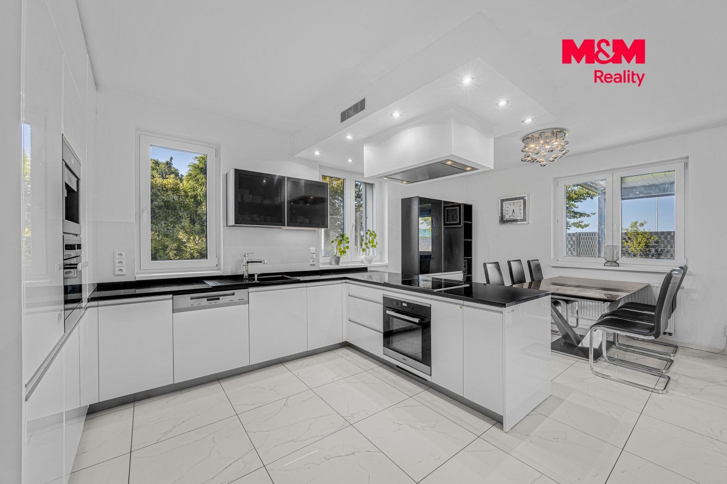 Prodej, Rodinný dům, 206 m², Vestec, Vestec – náhled fotky 23