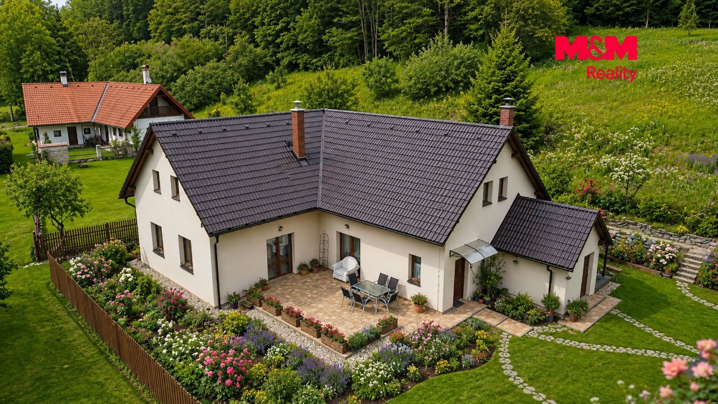 Prodej, Rodinný dům, Pohledy