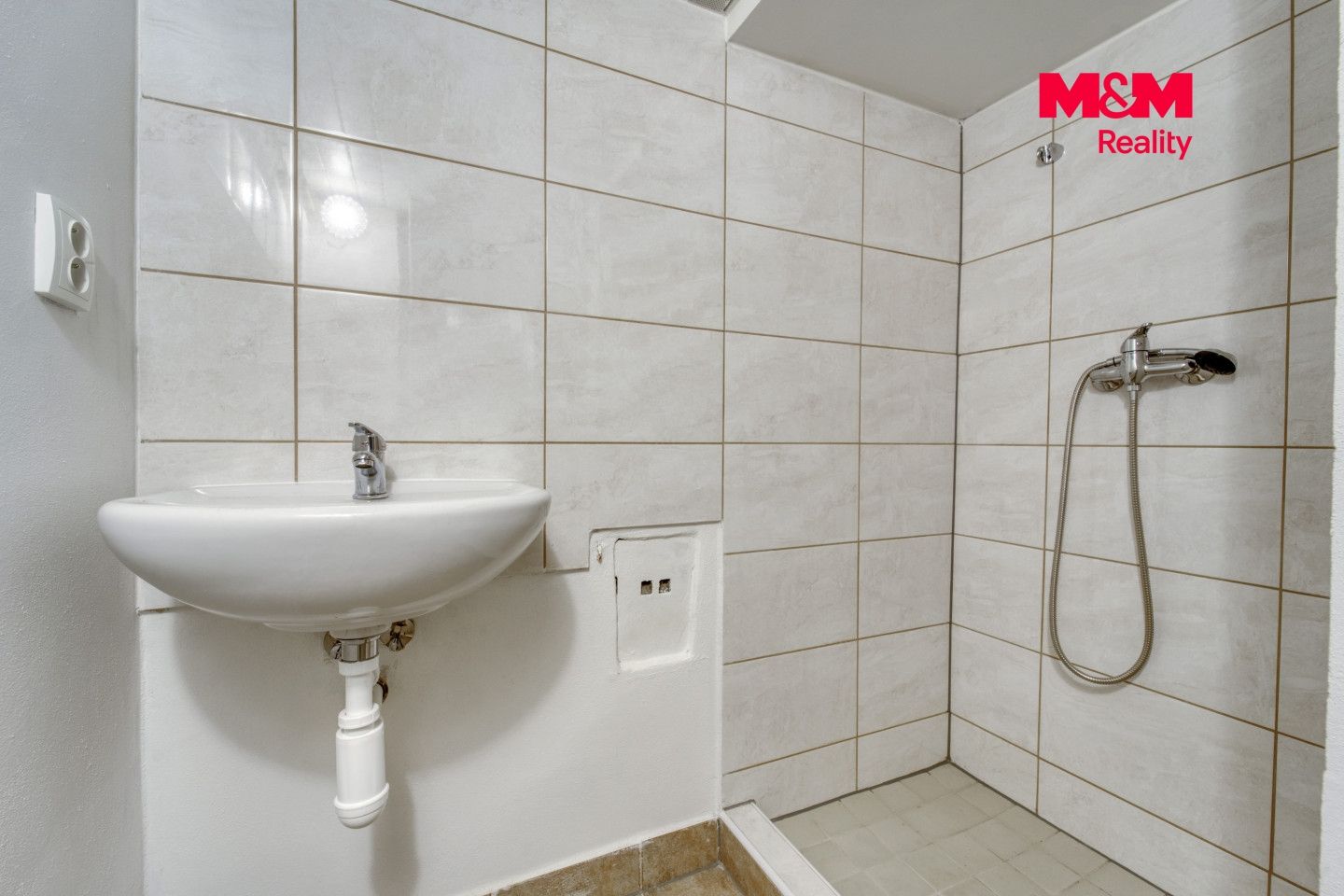 Prodej, Chata, 70 m², Čerňovice, Čerňovice – náhled fotky 16