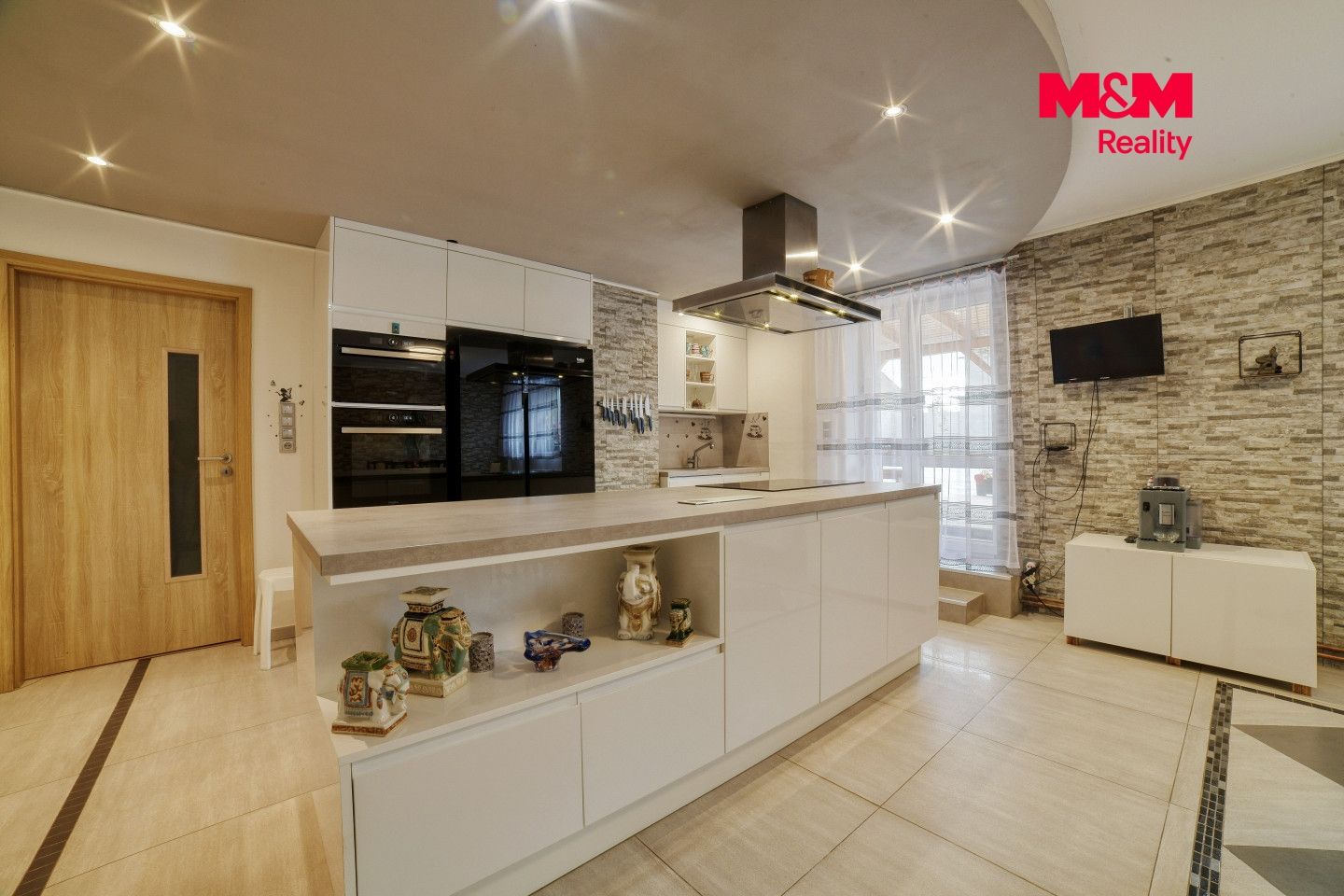 Prodej, Rodinný dům, 252 m², Planá, Planá – náhled fotky 26