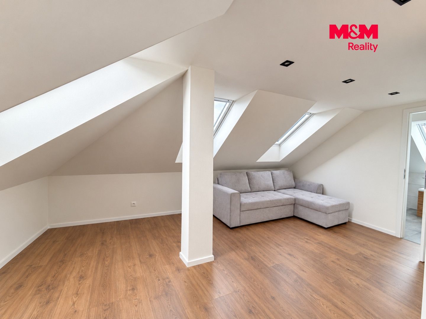 Prodej, Rodinný dům, 200 m², Praha, Úvalská, Praha – náhled fotky 13