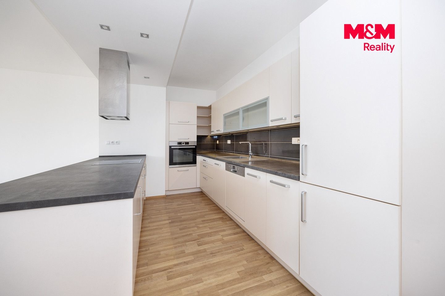 Pronájem, Byt 3+kk, 119 m², Pardubice, Hronovická, Hronovická, Pardubice – Zelené Předměstí