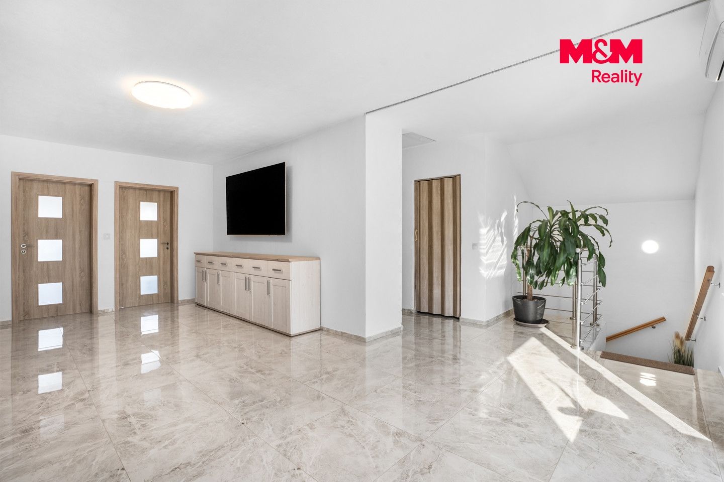 Prodej, Rodinný dům, 280 m², Očihov, Očihov – náhled fotky 12