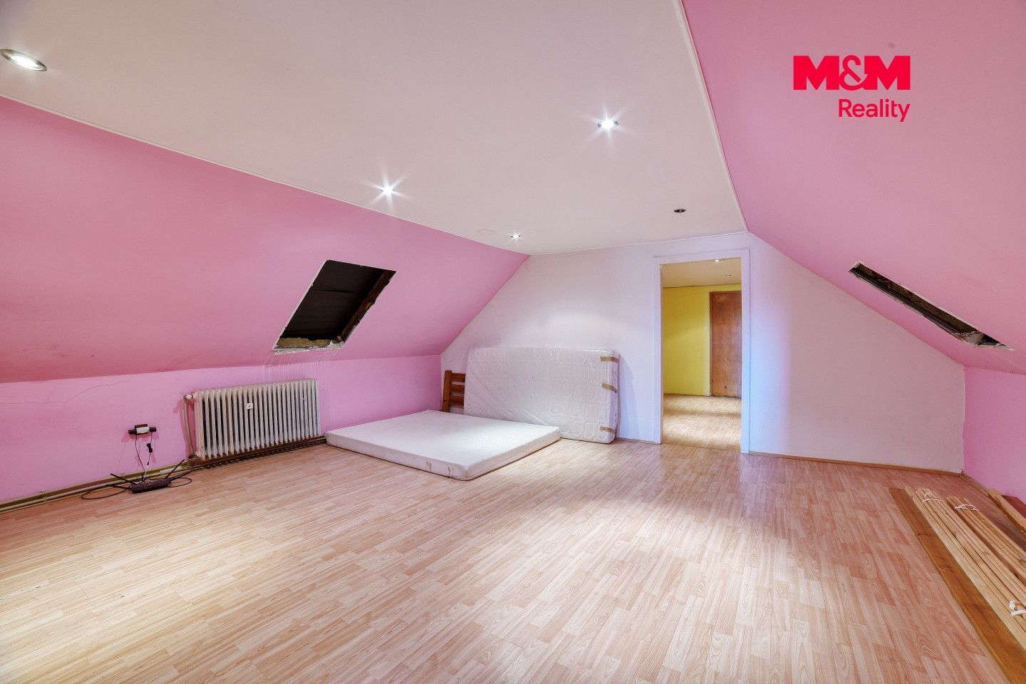 Prodej, Rodinný dům, 252 m², Planá, Planá – náhled fotky 38